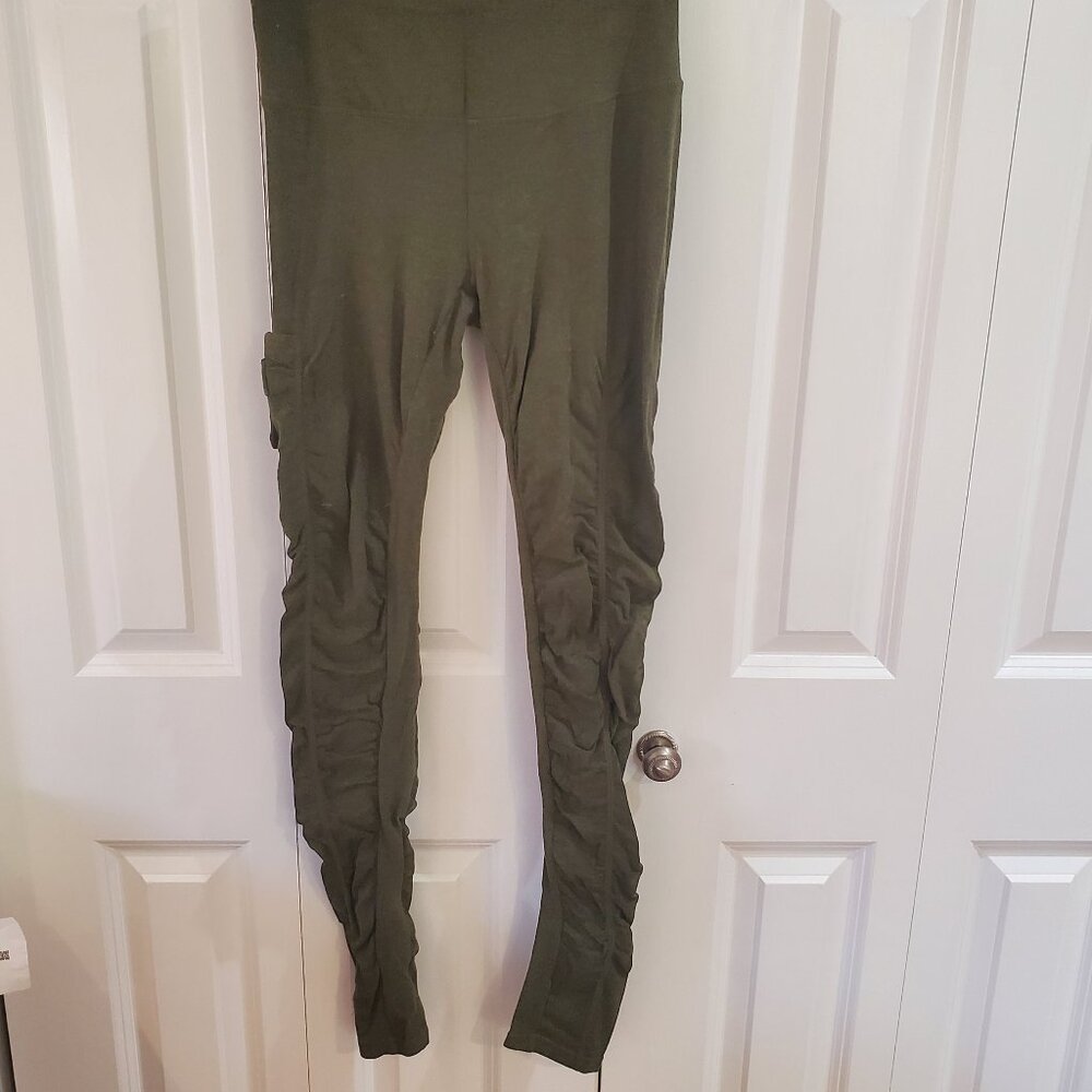 Nomads hemp wear olive ruched leggings with pocket small